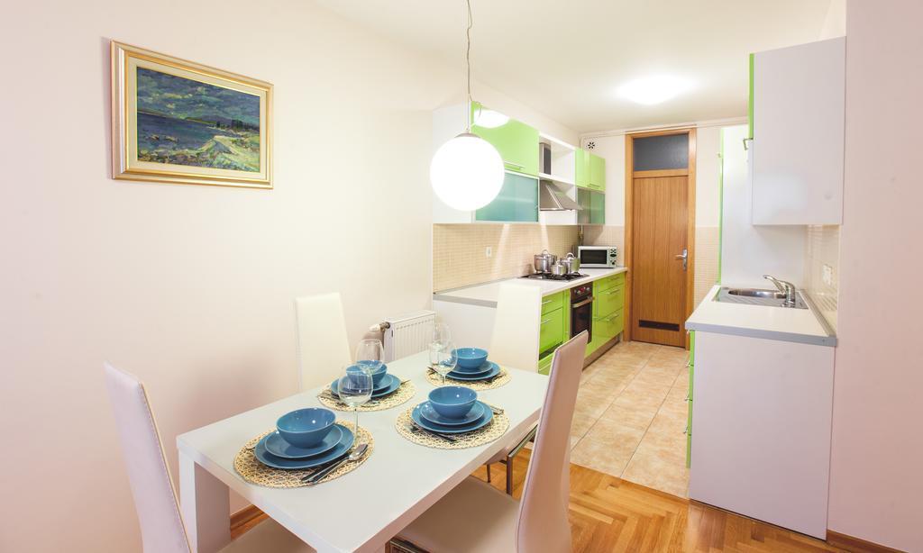 Apartment Lana Zagreb Rum bild